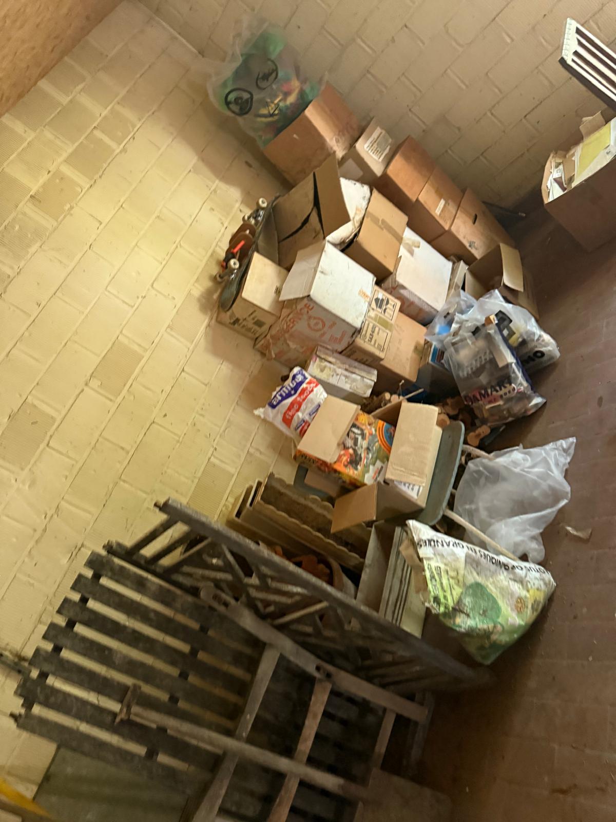 Gevarieerde collectie waardevolle items uit erfenis - elk stuk professioneel getaxeerd Aalst